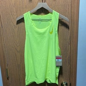 Nike ADV AeroSwift running racing singlet